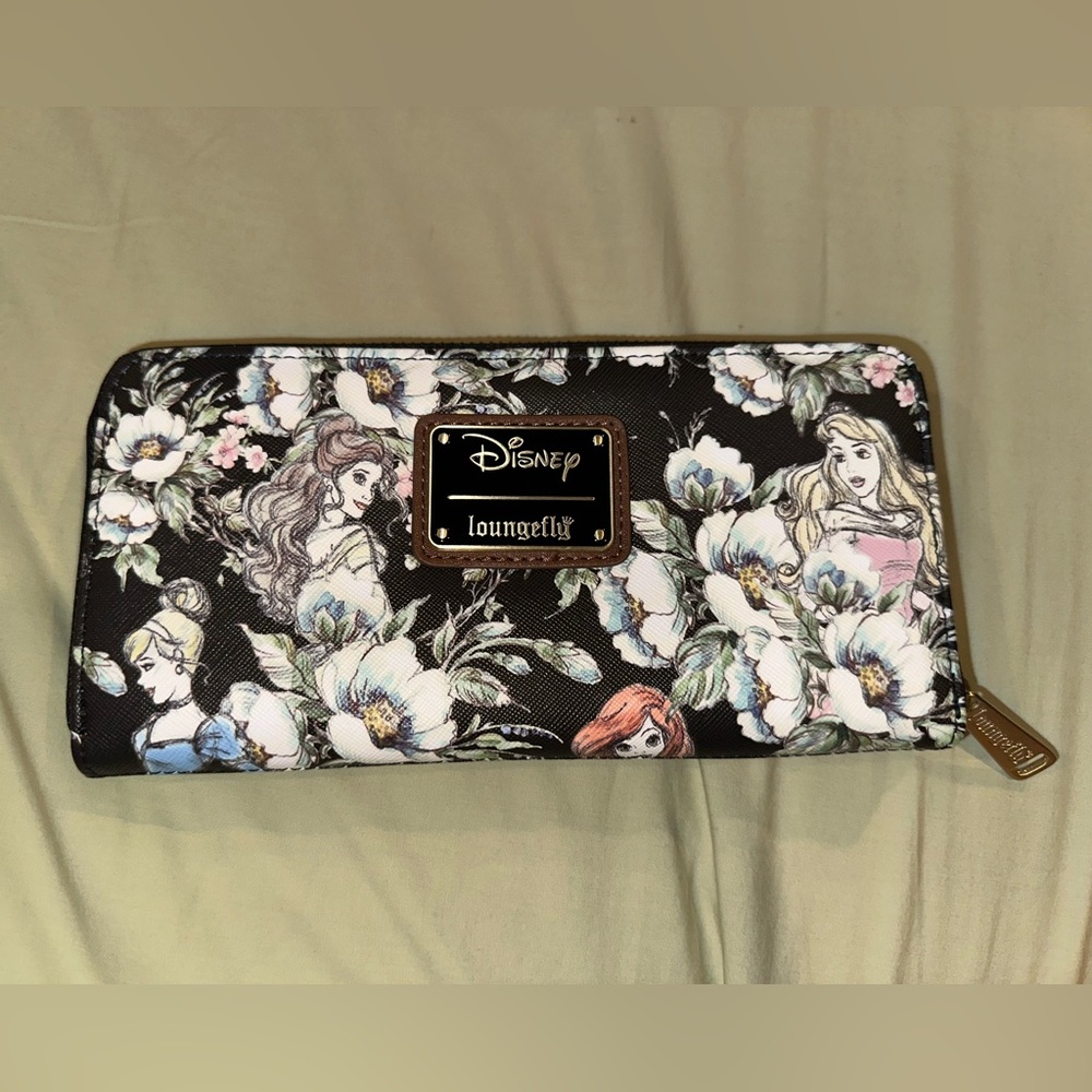 Princess Loungefly Wallet - NWOT